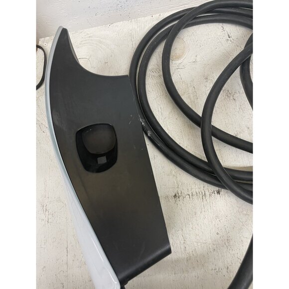 Tesla Wall Connector Gen 3 1457768-01-G 18ft. for parts - Picture 6 of 9